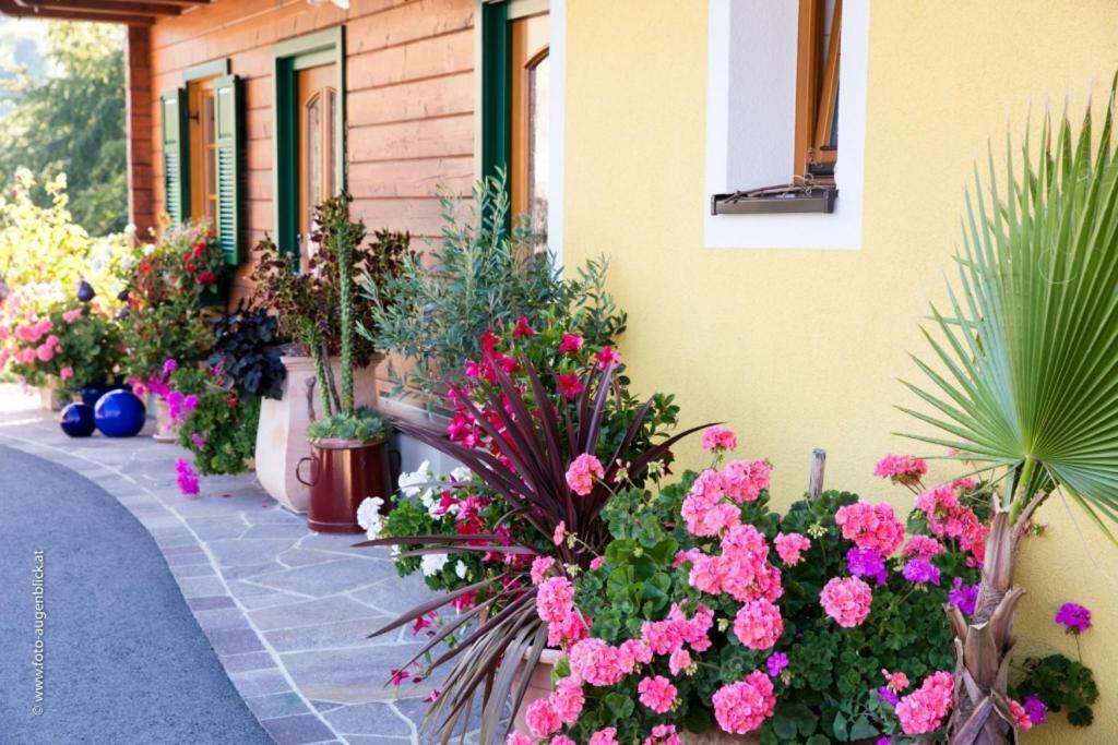 Weingut- Gaestezimmer Marko Leutschach Exteriör bild